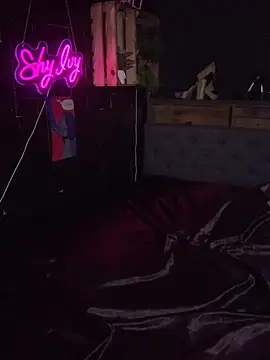 Shy-Ivy online show from 04-14-26, 08:36