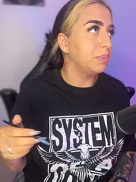 Snapshot of VeloraVyxen_ chatting on 11-18-25, 02:49 VeloraVyxen online show from 11-18-25, 02:49