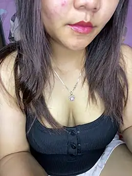 Snapshot of Sunset-yll chatting on 07-08-26, 12:24 Sunset-yll online show from 07-08-26, 12:24