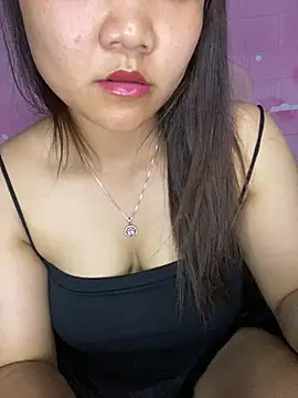 Snapshot of Sunset-yll chatting on 07-17-26, 02:53 Sunset-yll online show from 07-17-26, 02:53