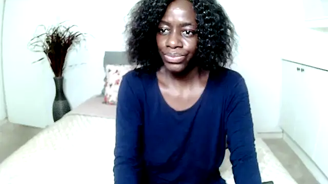 BrunetteNaomi8 online show from 03-06-26, 08:37