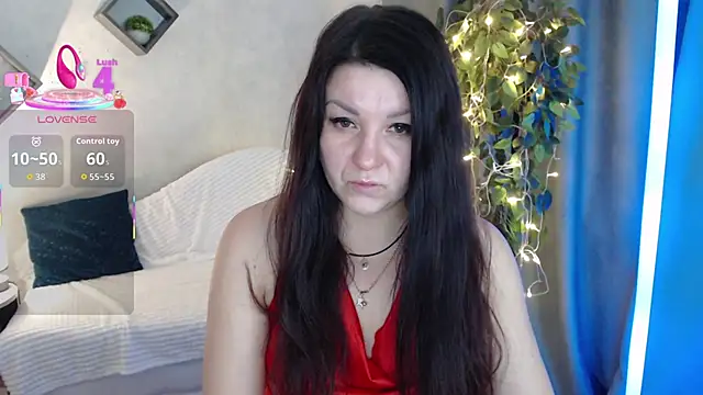 still  her online show from 01-13-26, 01:31