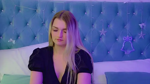 AnnyRaii online show from 01-12-26, 06:09