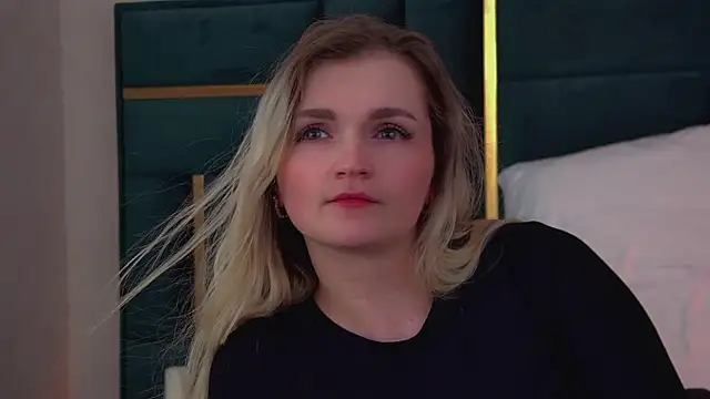 AnnyRaii online show from 02-21-26, 06:32