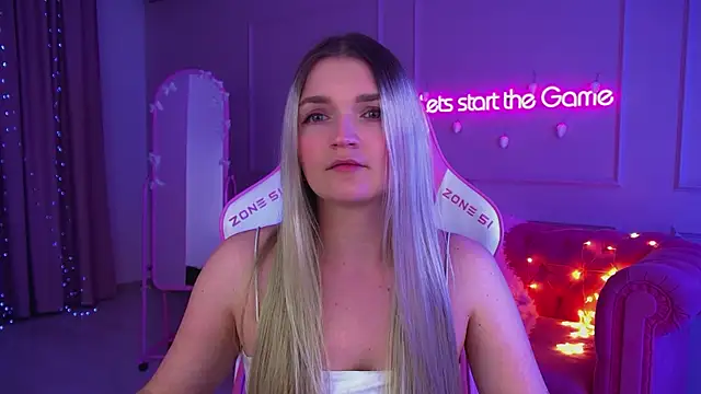 AnnyRaii online show from 12-05-25, 06:28