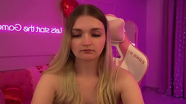 AnnyRaii online show from 02-13-26, 06:30