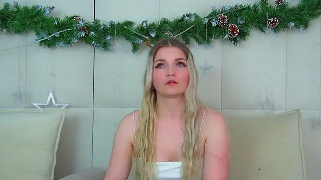 AnnyRaii online show from 12-22-25, 06:24