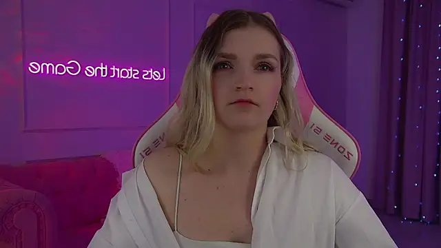 AnnyRaii online show from 03-02-26, 06:25