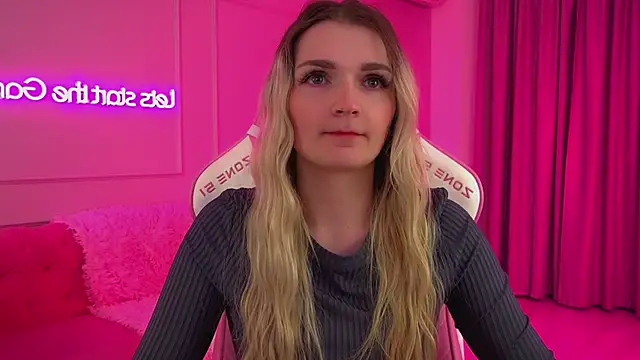 AnnyRaii online show from 02-07-26, 06:27