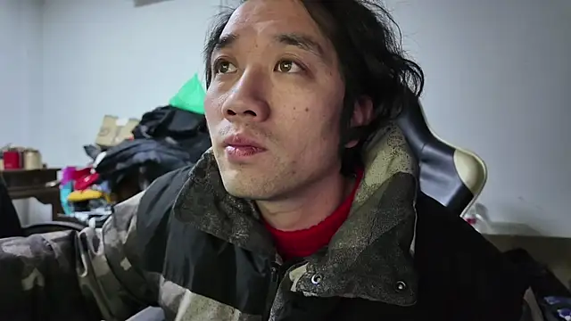 lubeiqu online show from 12-21-25, 01:57