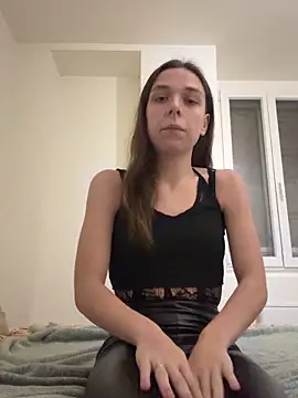 DuoDesir1 online show from 12-19-25, 02:08