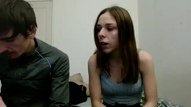 Snapshot of DuoDesir1 chatting on 03-04-26, 04:26 DuoDesir1 online show from 03-04-26, 04:26