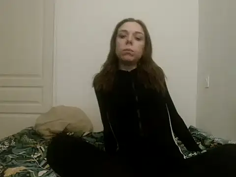 Snapshot of DuoDesir1 chatting on 02-22-26, 06:31 DuoDesir1 online show from 02-22-26, 06:31