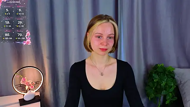 Snapshot of UmbraVelour chatting on 02-05-26, 01:07 UmbraVelour online show from 02-05-26, 01:07