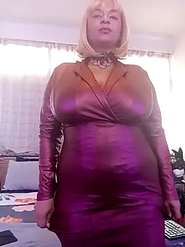 LaReineCleo online show from 05-04-26, 10:29
