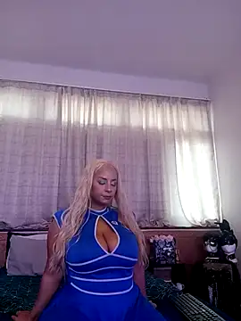 LaReineCleo online show from 05-12-26, 10:10