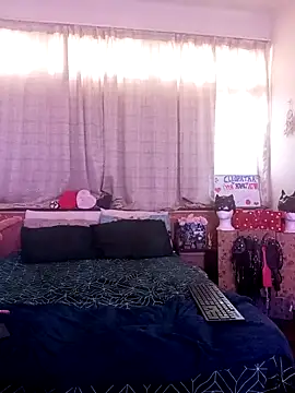 LaReineCleo online show from 02-11-26, 12:05