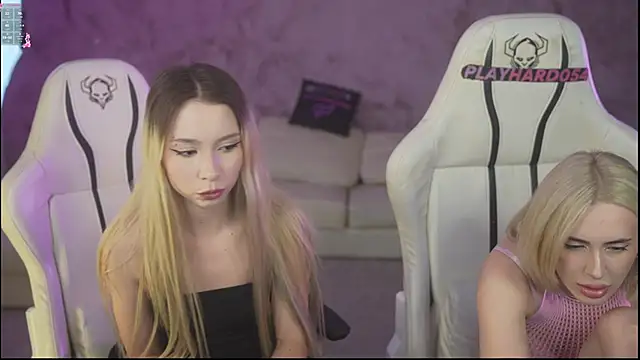 Kara cat online show from 02-26-26, 03:23