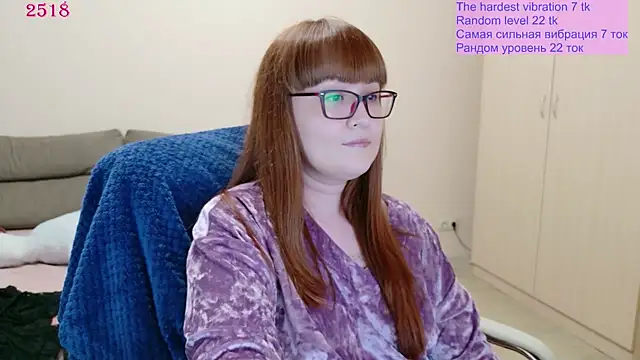 Foxy-lady online show from 05-26-26, 07:01