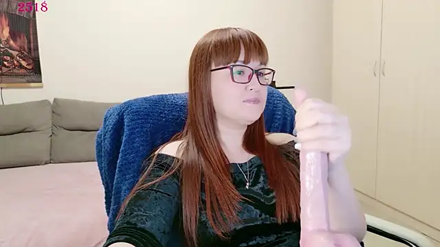 Foxy-lady online show from 04-17-26, 10:12