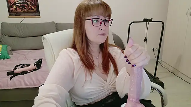 Foxy-lady online show from 10-05-25, 01:18