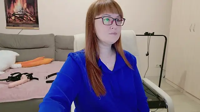 Foxy-lady online show from 10-19-25, 08:39