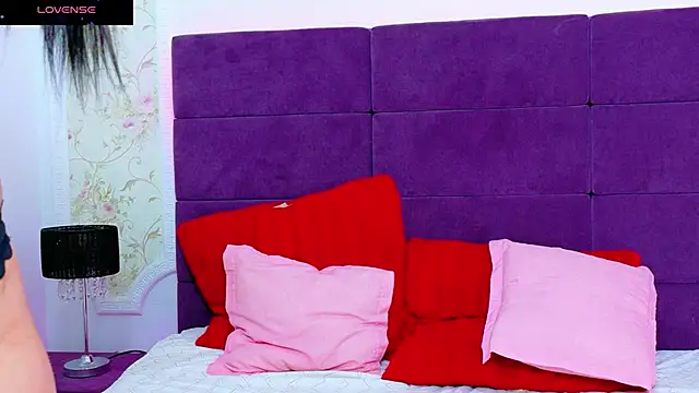 AlissaDrake  online show from 11-19-25, 05:18