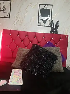 Snapshot of Miabellaksh chatting on 11-18-25, 01:47 Miabellaksh online show from 11-18-25, 01:47