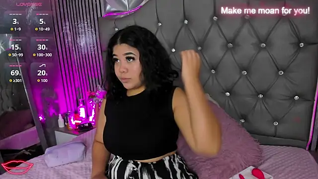 Amanda Mooree online show from 05-22-26, 03:48