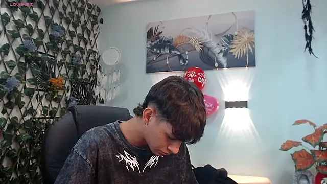 DraxBlade09 online show from 02-11-26, 01:22