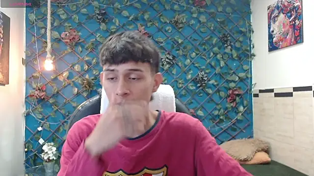 DraxBlade09 online show from 12-17-25, 07:52