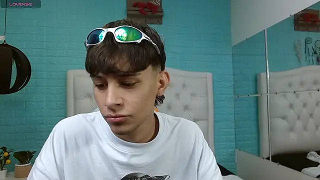 DraxBlade09 online show from 03-26-26, 07:45