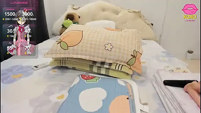Teahyee online show from 05-14-26, 12:57