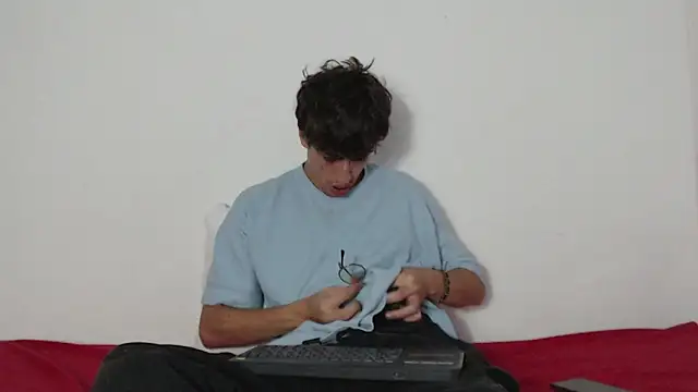 Dio  morningstar online show from 04-03-26, 12:11