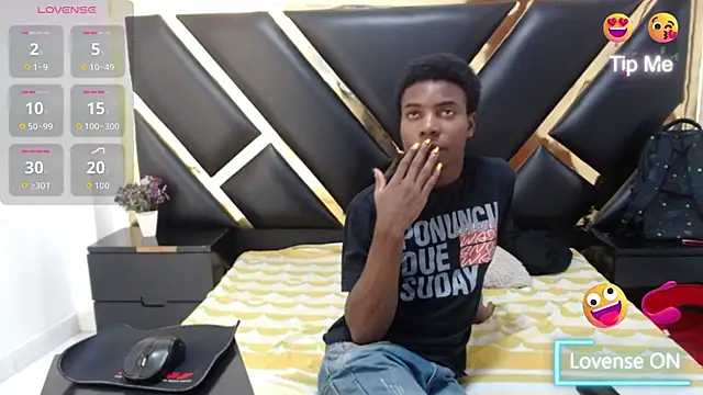 NoahJhonson69 online show from 03-11-26, 11:37