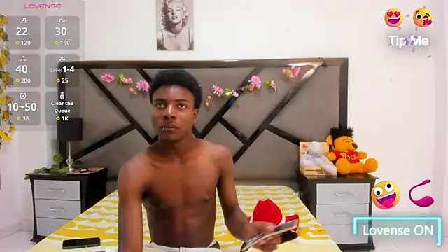 NoahJhonson69 online show from 04-08-26, 11:33