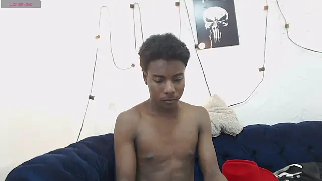 NoahJhonson69 online show from 04-28-26, 05:06