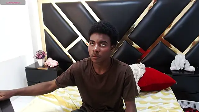 NoahJhonson69 online show from 05-29-26, 03:18