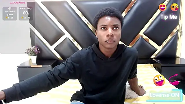 NoahJhonson69 online show from 03-10-26, 04:22