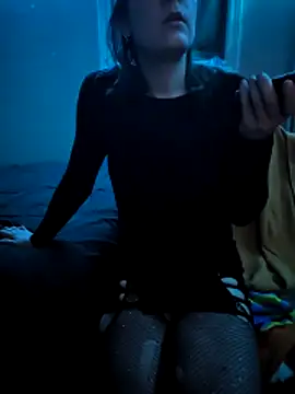 Snapshot of Drowning667 chatting on 01-18-26, 02:26 Drowning667 online show from 01-18-26, 02:26