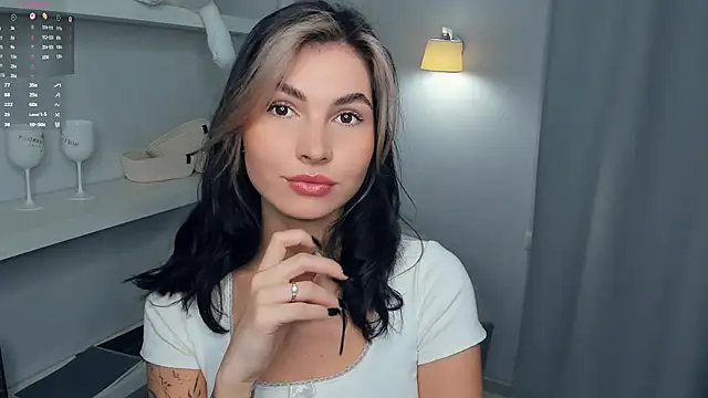 FeliciaKogen online show from 11-25-25, 07:19