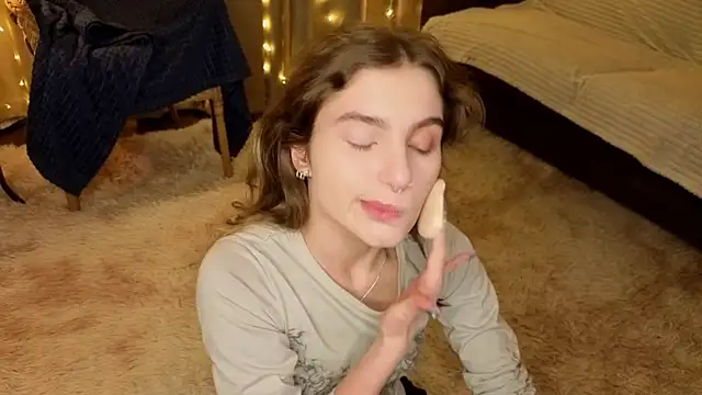 RozanneJordan online show from 04-09-26, 05:19