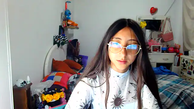 Nanylux online show from 11-21-25, 04:06