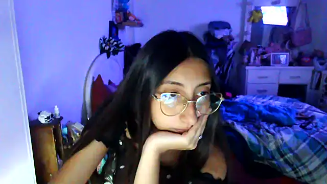 Nanylux online show from 11-20-25, 02:23