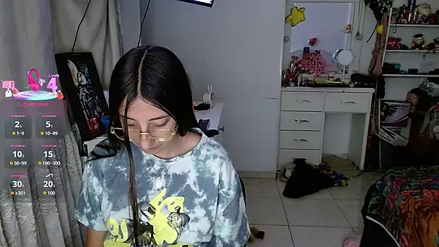 Nanylux online show from 12-16-25, 03:00