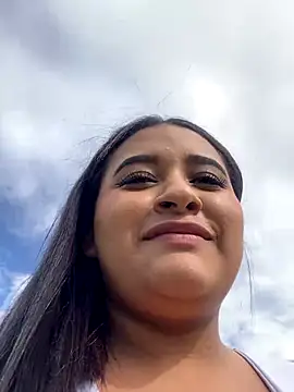 Sara storm outdoors online show from 11-18-25, 07:50