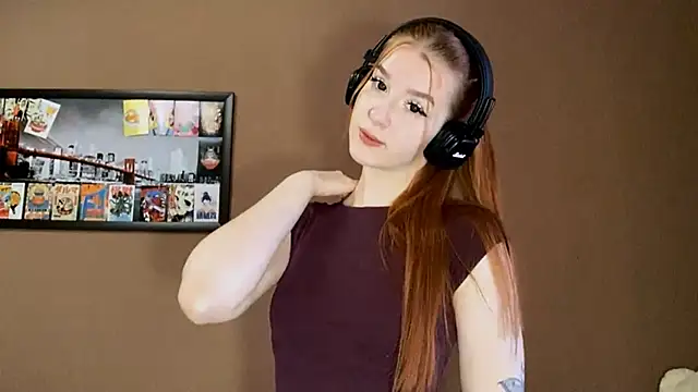 MichelinaCropleys online show from 12-04-25, 07:07