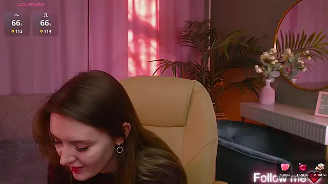 Ursula Andres online show from 04-07-26, 01:07