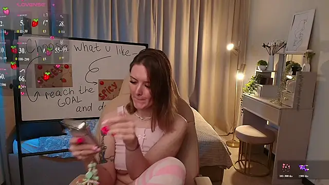 Ursula Andres online show from 06-19-26, 01:22