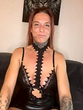 SexyInkedMiilfxx online show from 11-24-25, 08:09